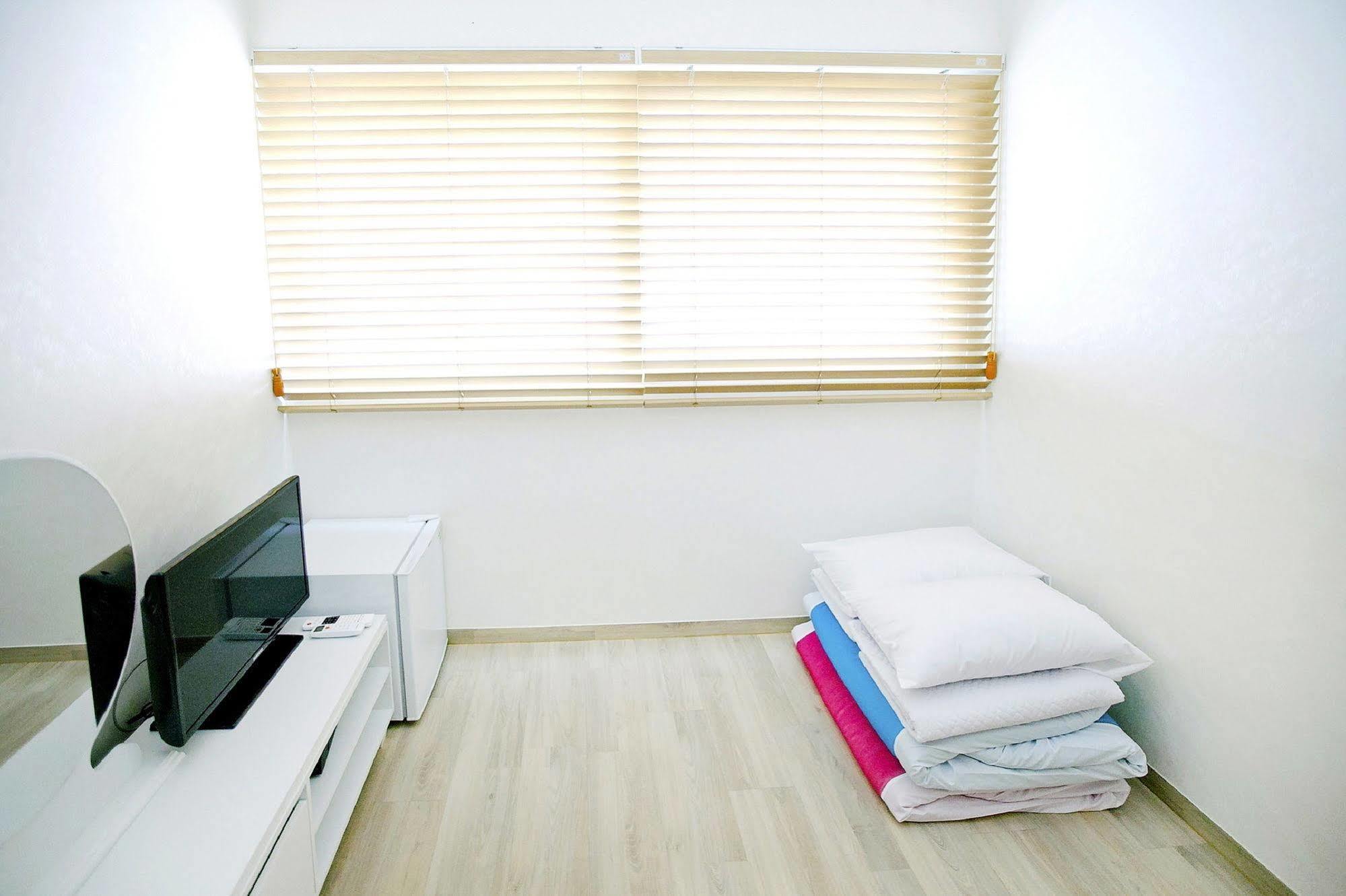 Ari House Hotel Seoul Ngoại thất bức ảnh